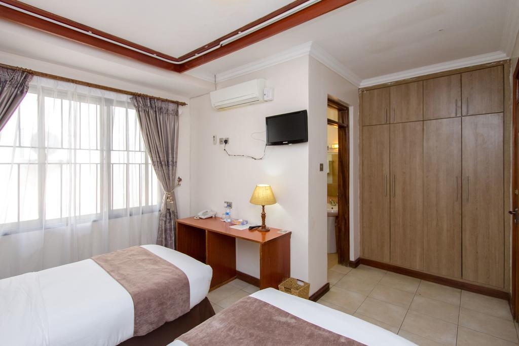 Victoria Comfort Inn 基苏木 外观 照片