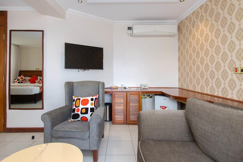 Victoria Comfort Inn 基苏木 外观 照片